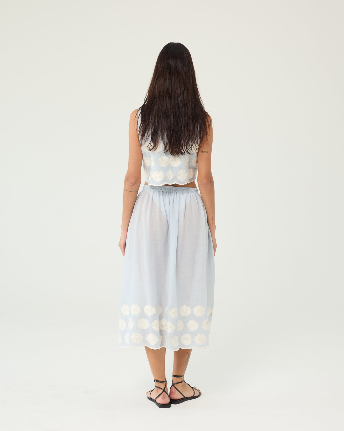 Broderie midi skirt