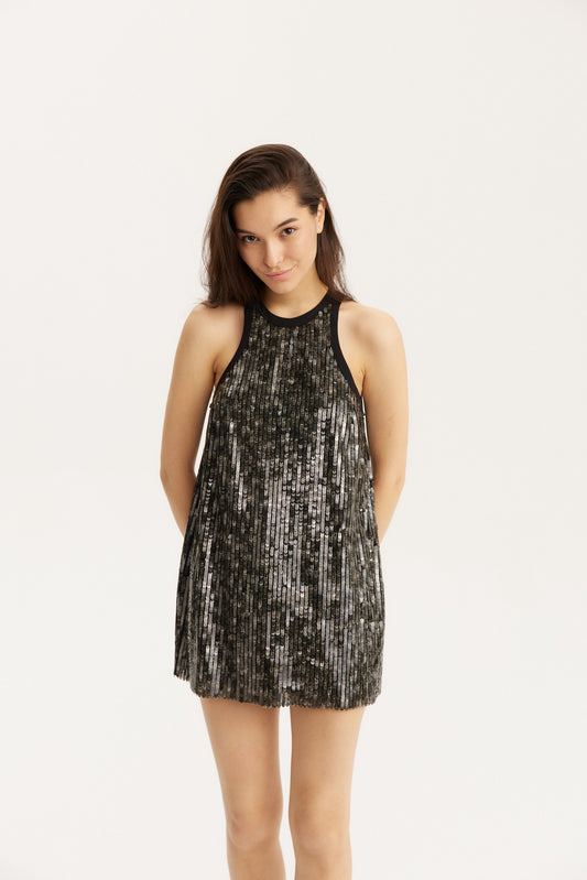 Sleeveles sequined dress