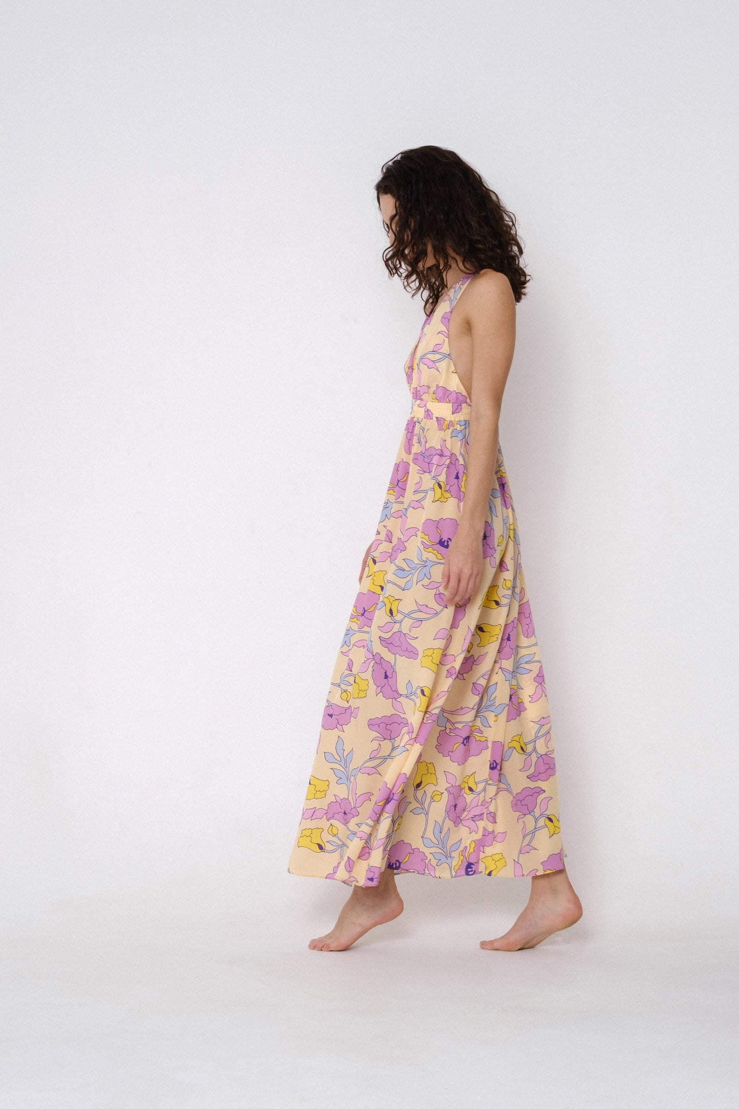 Open-back maxi floral silk sundress